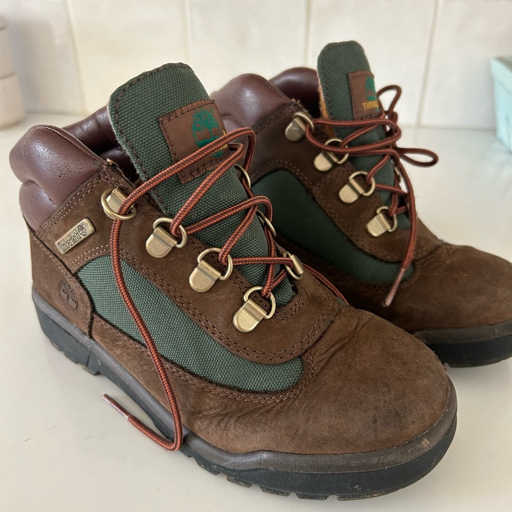 Kids timberland field boot size 1